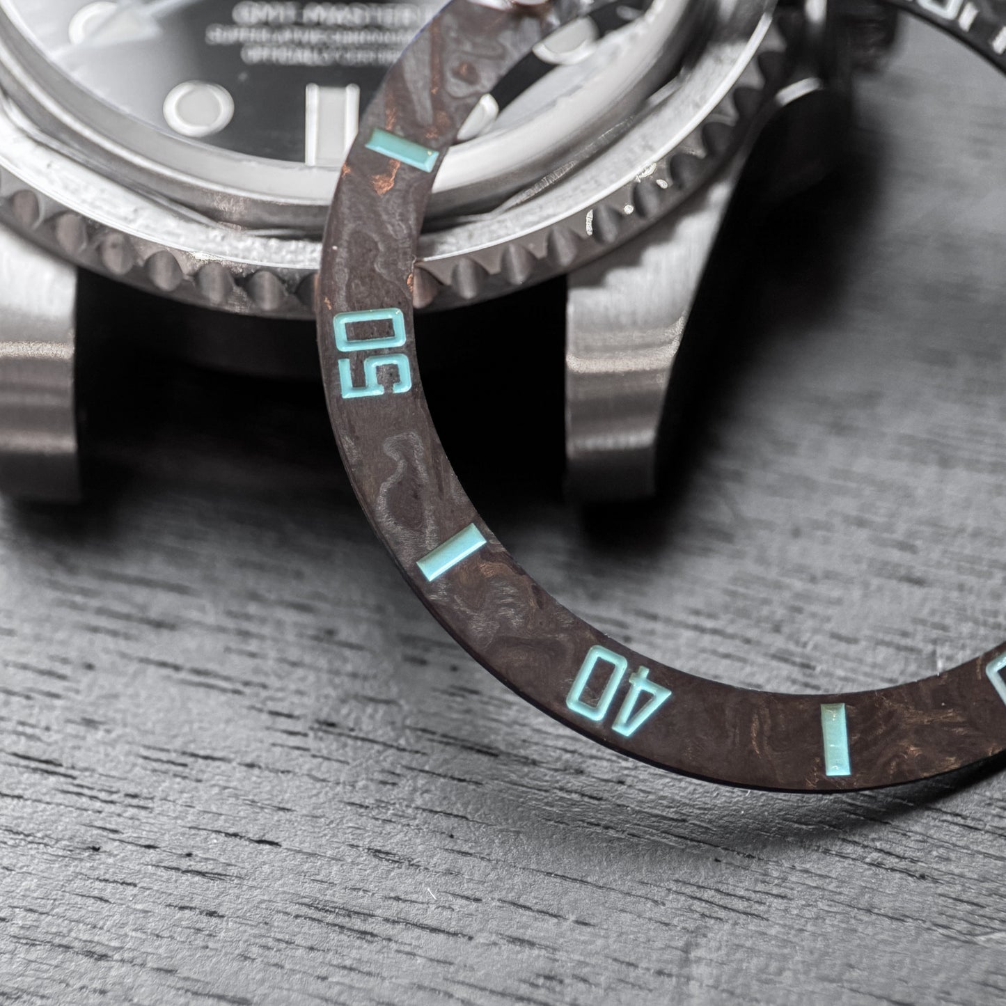 SKX007/SRPD Carbon Fiber: Grey in Tiffany Markers