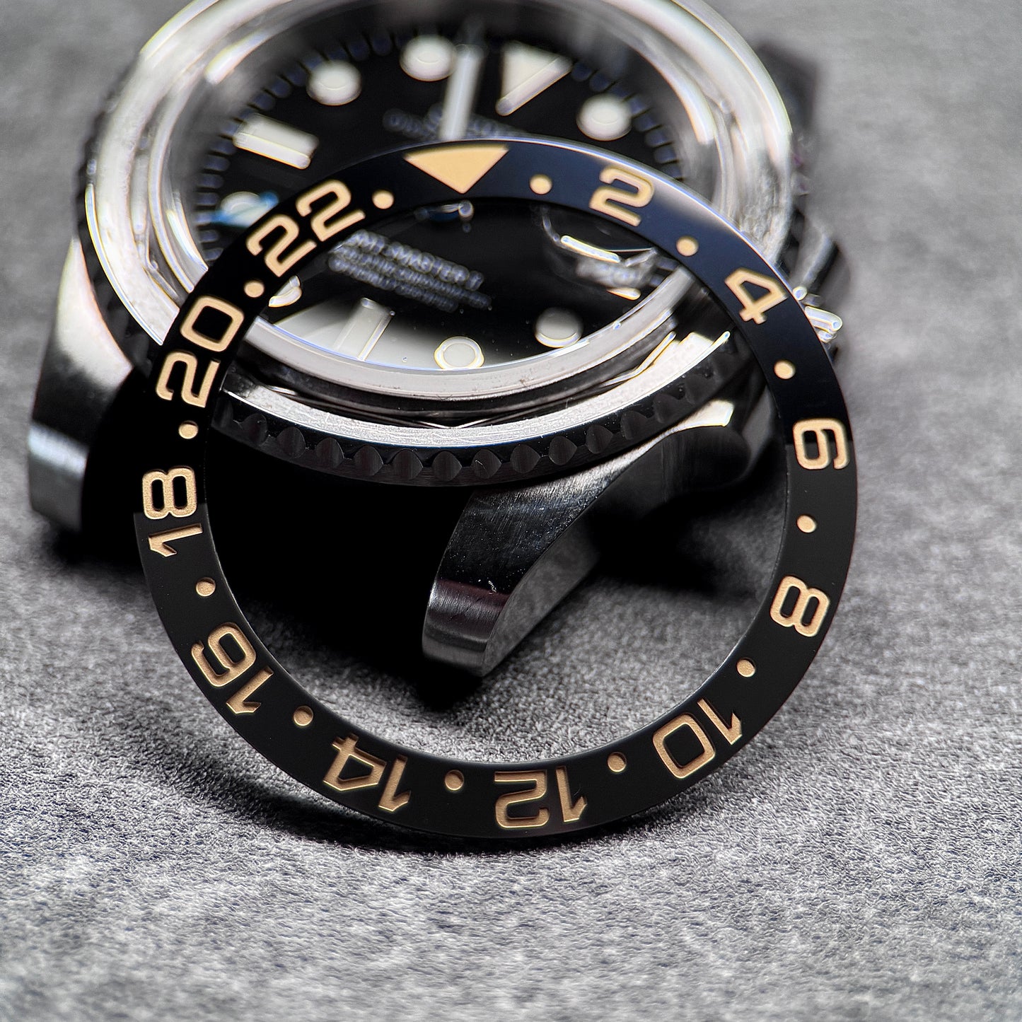 SKX007/SRPD GMT v2: Guinness in Gold Markers