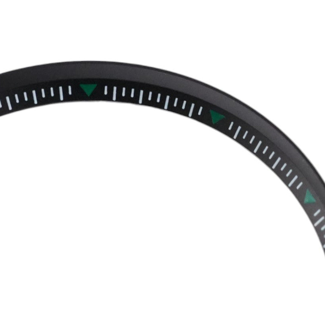 SKX007/SRPD Short Triangle: Black with Green Markers — macro detail, close-up crop of the original product photograph