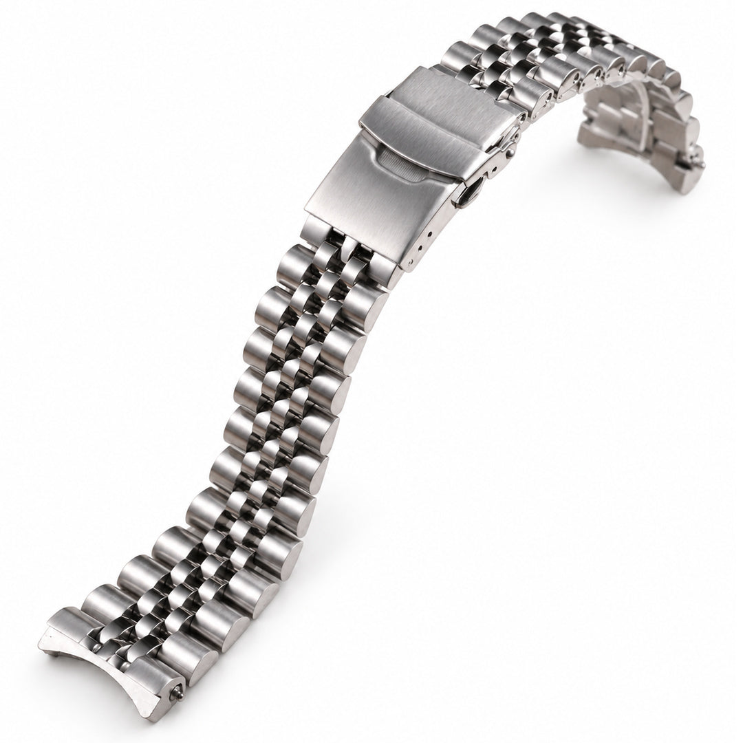 62MAS jubilee brushed silver bracelet with female endlinks on a white background